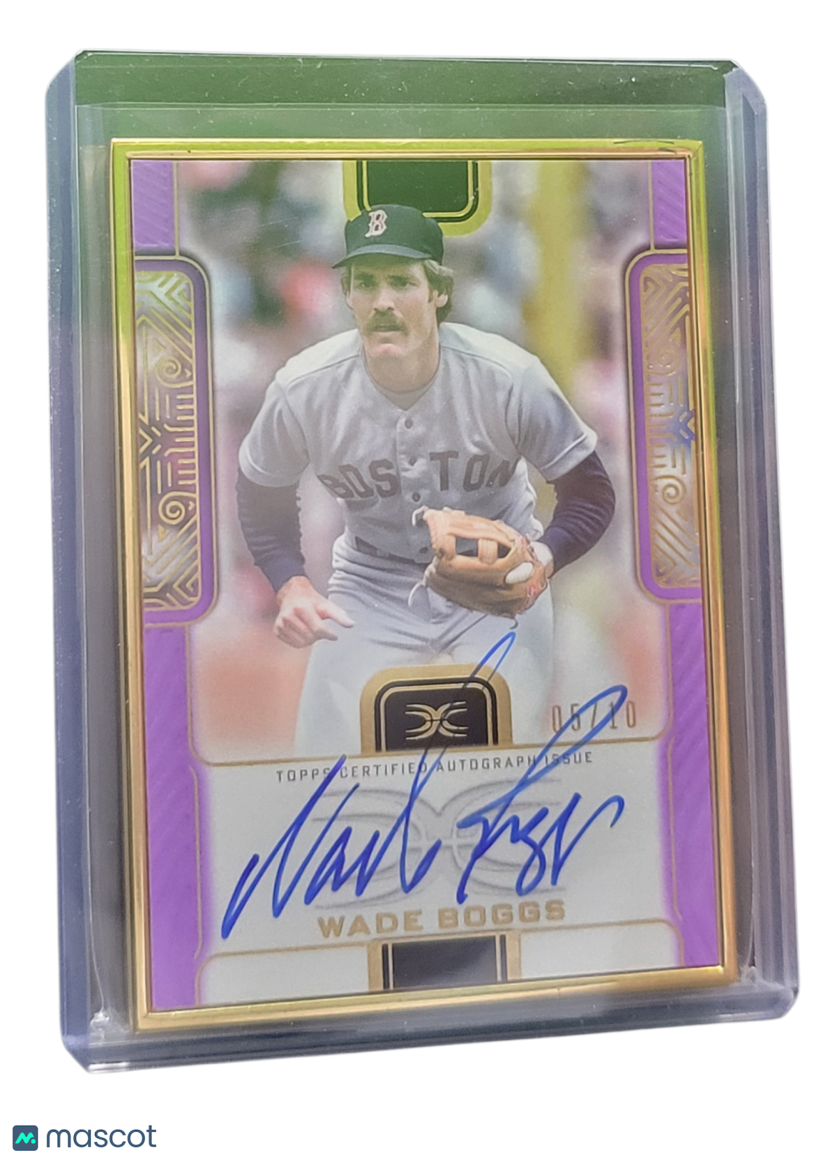 2023 Topps Definitive Collection Wade Boggs #Dcfa-Wb Purple Framed Auto Card