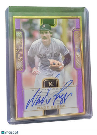 2023 Topps Definitive Collection Wade Boggs #Dcfa-Wb Purple Framed Auto Card