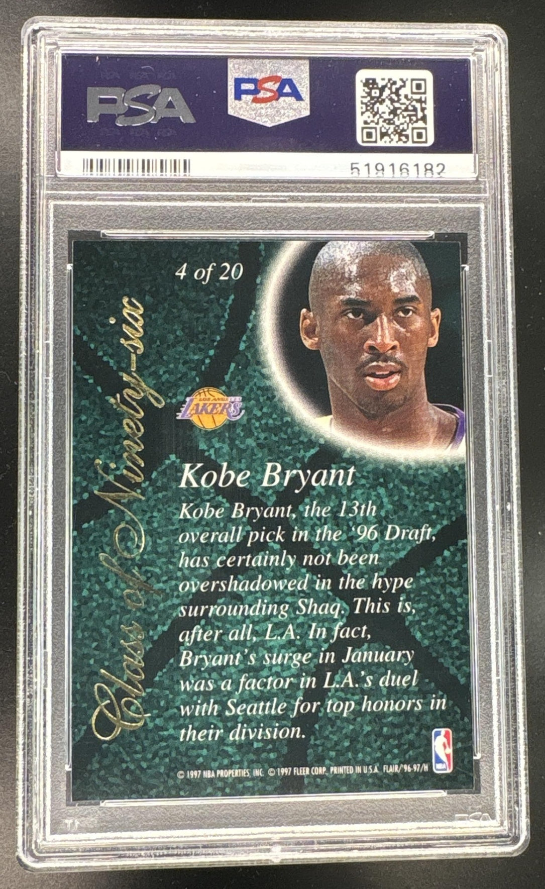 1996 Flair Showcase Class Of 96 Kobe Bryant #4 PSA 8
