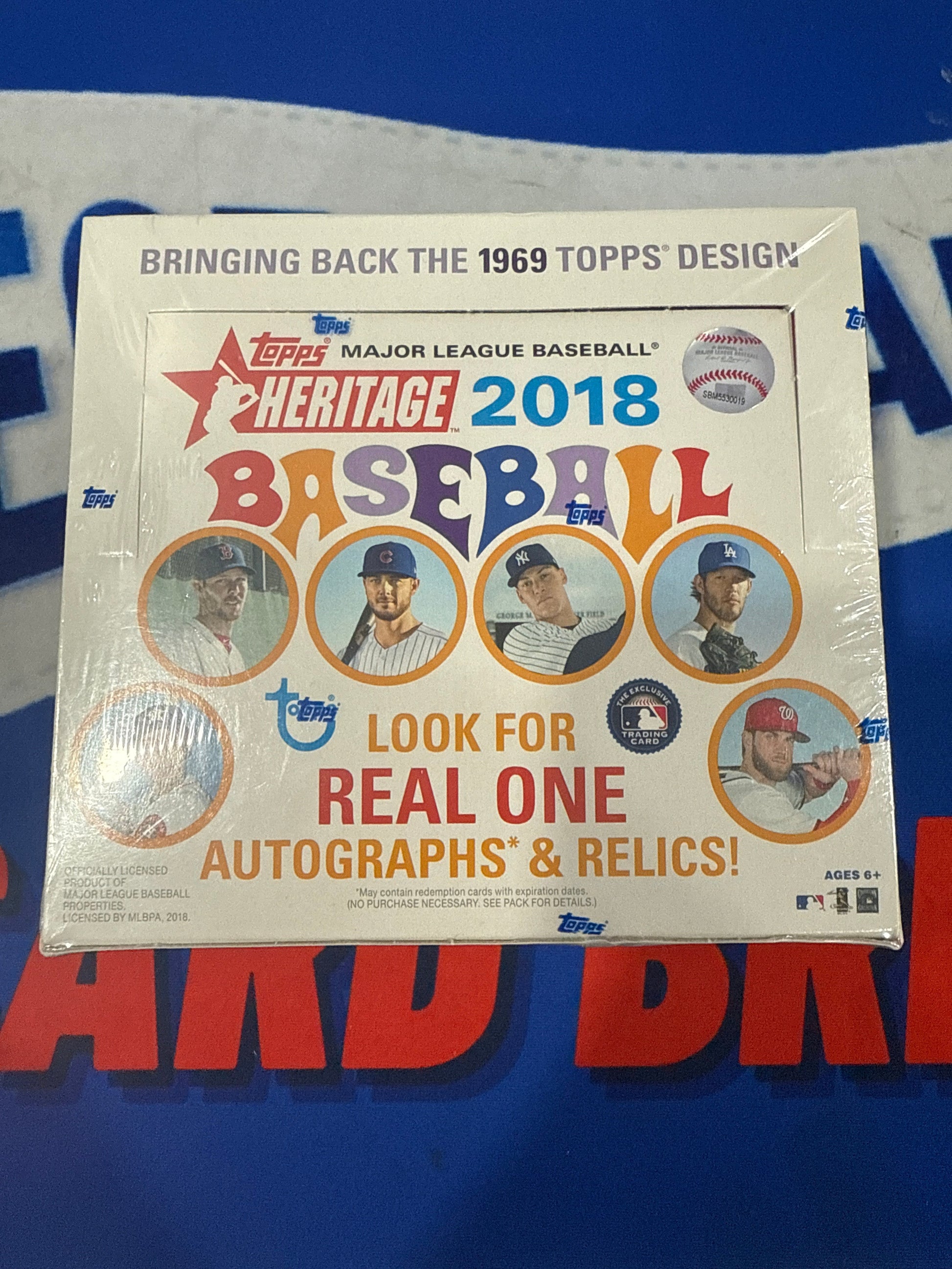 2018 Topps Heritage 24-Pack Retail Box