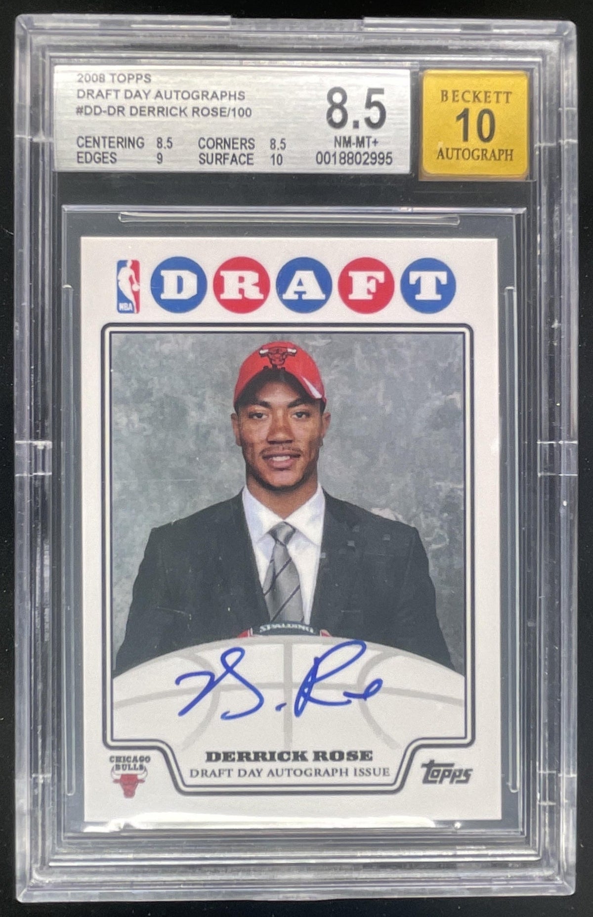 2008 Topps Draft Day Autographs #DDA-DR Derrick Rose Auto /100 BGS 8.5